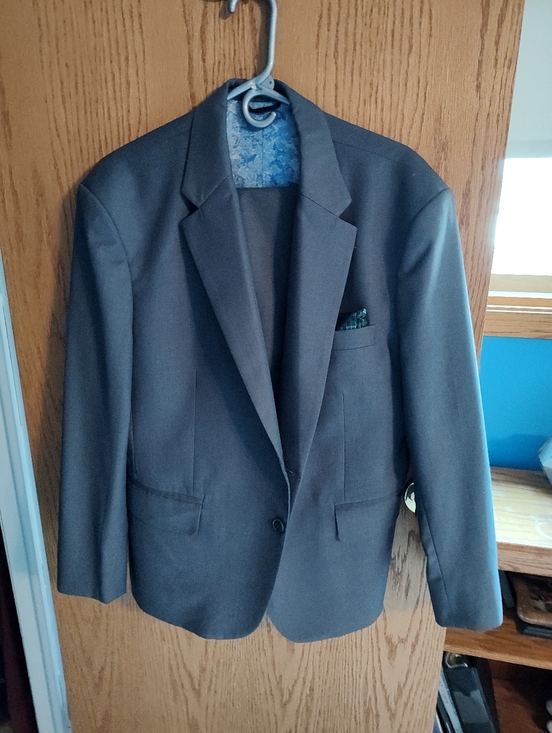 None Other - Men's Suit - Gray Color -  Read Description